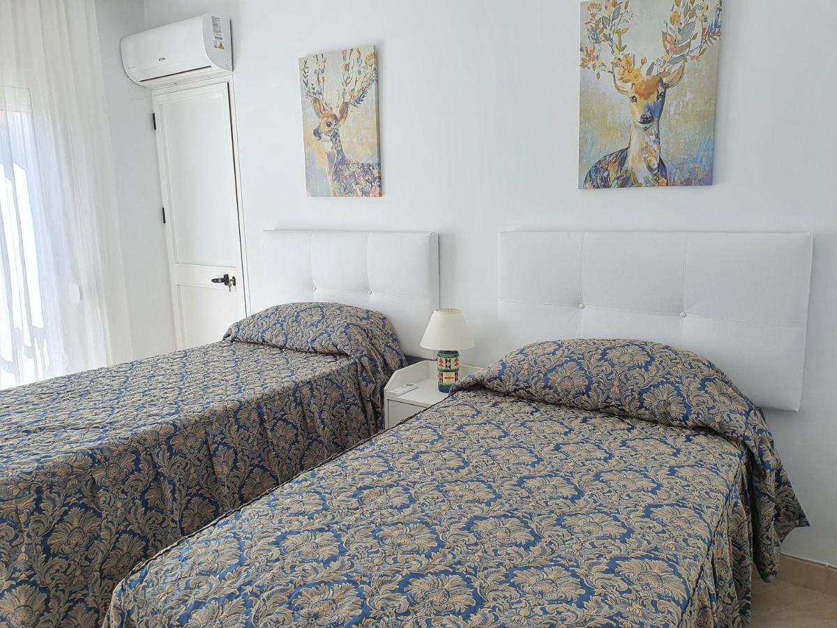 Rico Apartaments Animas Nerja Bagian luar foto